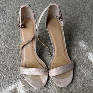 LC Lauren Conrad Soft Beige Heels